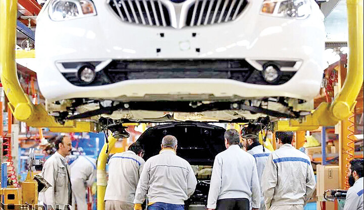 دنده عقب در واگذاری خودروسازان/ خاندوزی: باید با صمت توافق کنیم دنده عقب در واگذاری خودروسازان/ خاندوزی: باید با صمت توافق کنیم