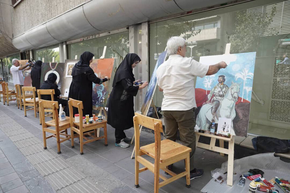 «دلدار دلوار» در پیاده‌رو اجرا شد/شکل‌گیری تابلوهای نقاشی با مردم