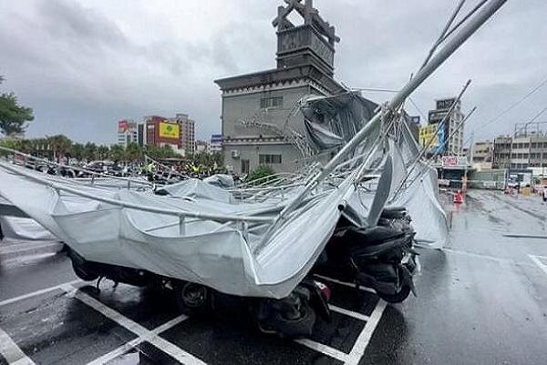 تخلیه هزاران نفر با رسیدن توفان “هایکوی” به تایوان