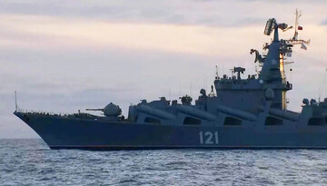 جنگنده‌های روسیه ۴ قایق تندروی آمریکایی ارتش اوکراین را غرق کردند
