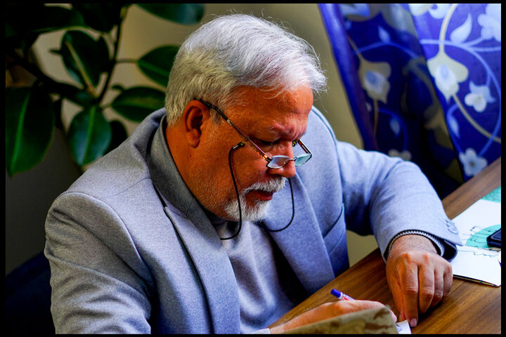 از دلنوشته غمانگیز آقای پژوهشگر تا قصه یک پل موسیقایی در روسیه! از دلنوشته غمانگیز آقای پژوهشگر تا قصه یک پل موسیقایی در روسیه!