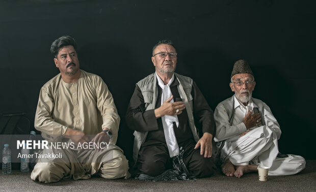 استقبال از زائران افغانستانی اربعین