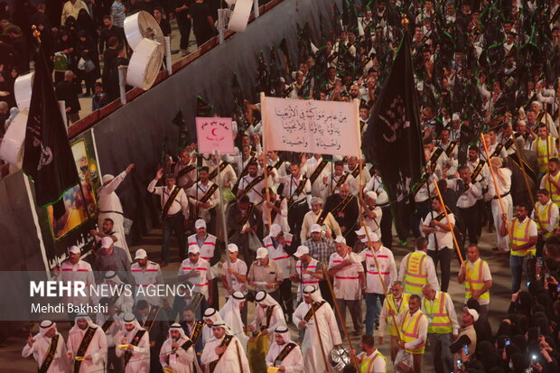 Bani Amer Tribe arrive in Karbala before Arbaeen day