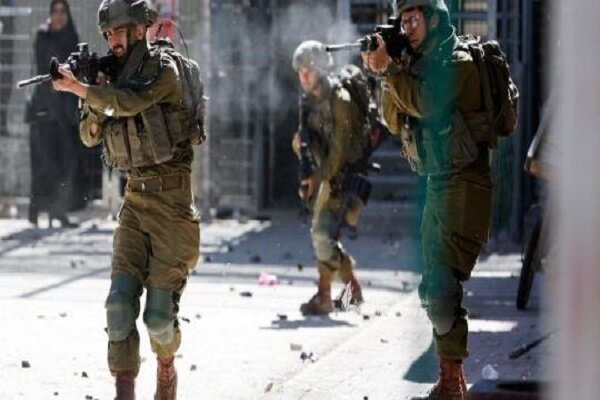 زخمی‌شدن ۲ فلسطینی به ضرب گلوله نظامیان صهیونیست