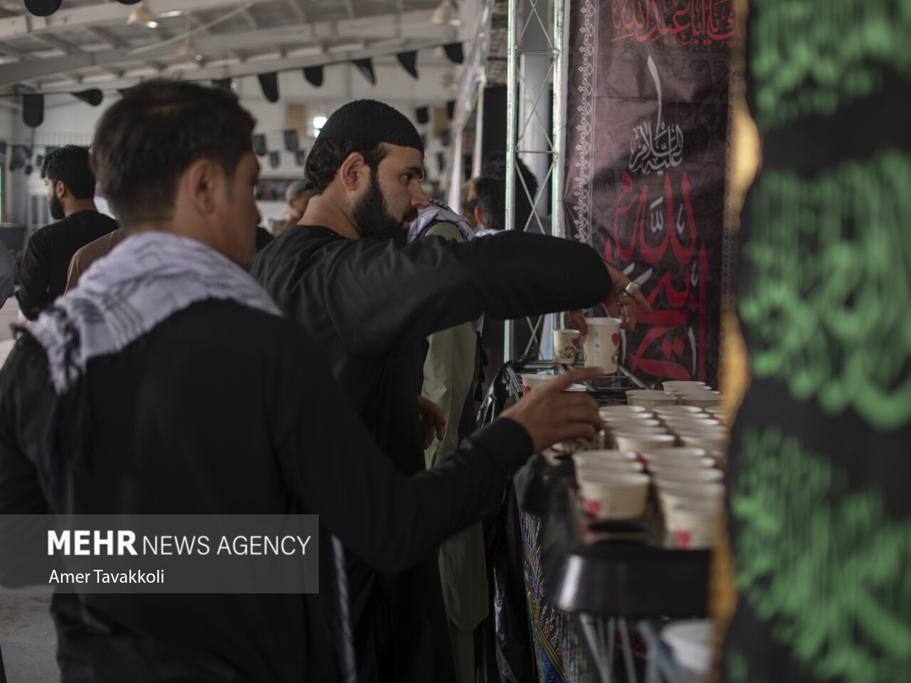 استقبال از زائران افغانستانی اربعین در «مرز برادری»