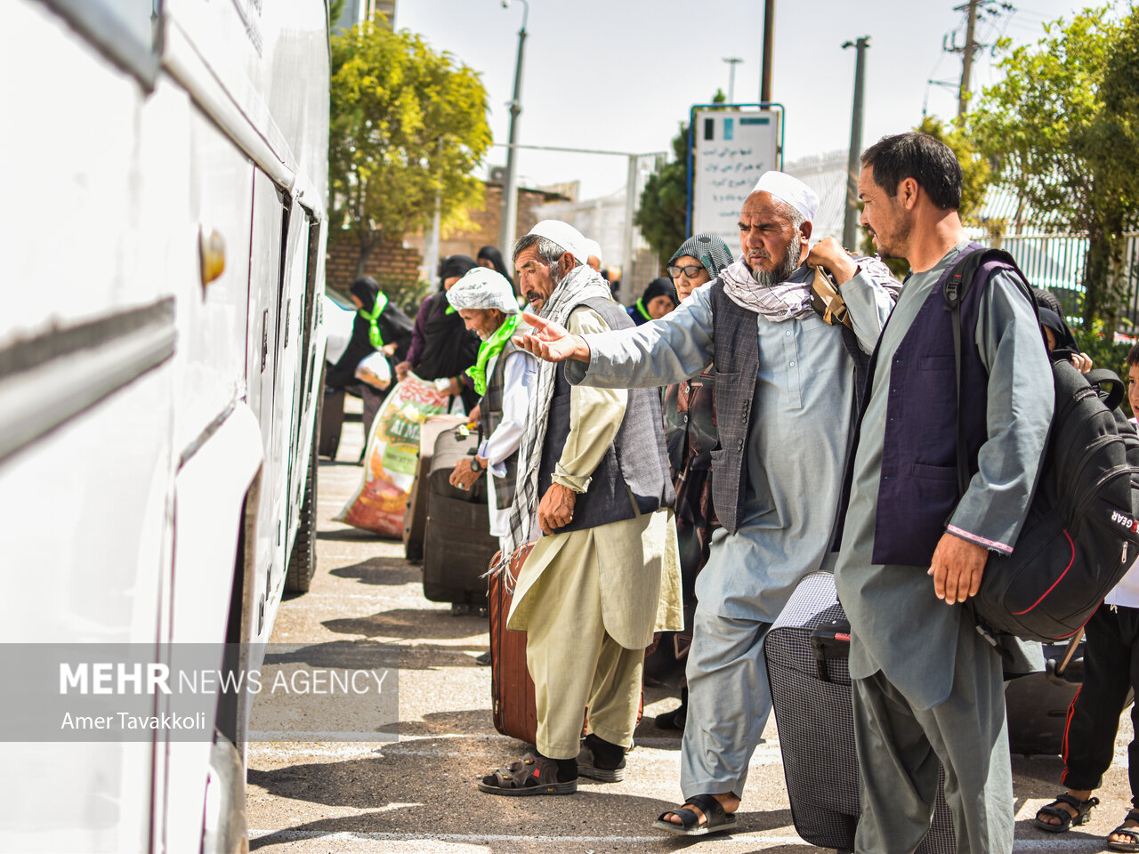 خروج ۱۲ هزار و ۸۰۰ نفر از مهاجرین افغانستانی غیرقانونی از قم