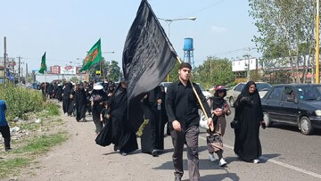 Reşt halkının Erbain yürüyüşü