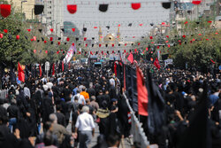 ورود بیش از ۲۴۰ هزار زائر به مشهد در روز ۲۲ شهریور