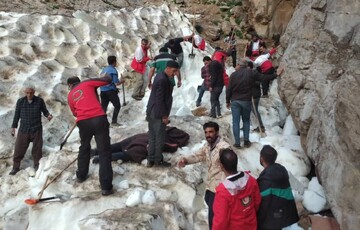 ریزش بهمن در «گردنه بیژن» ۲ کشته و یک مصدوم برجای گذاشت