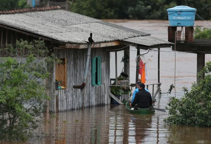 More than 20 dead, hundreds displaced as cyclone hits Brazil