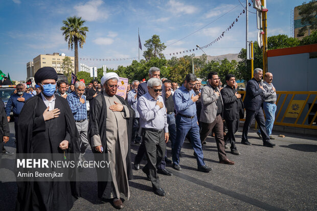 راهپیمایی دلدادگان اربعین حسینی در شیراز