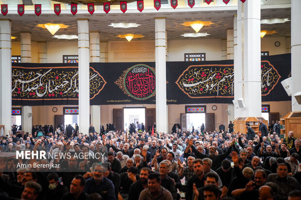 راهپیمایی دلدادگان اربعین حسینی در شیراز