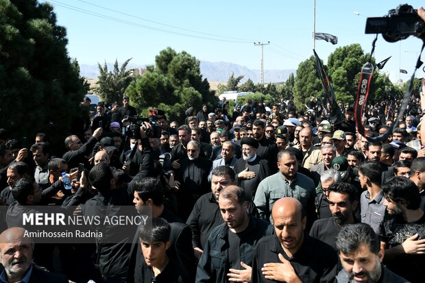 حضور در جمع سوگواران اربعین حسینی در بیرجند