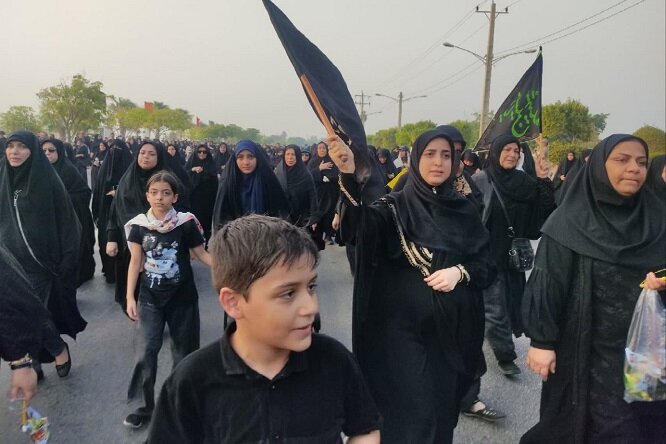 پیادهروی دلدادگان اربعین حسینی در بوشهر برگزار شد پیادهروی دلدادگان اربعین حسینی در بوشهر برگزار شد