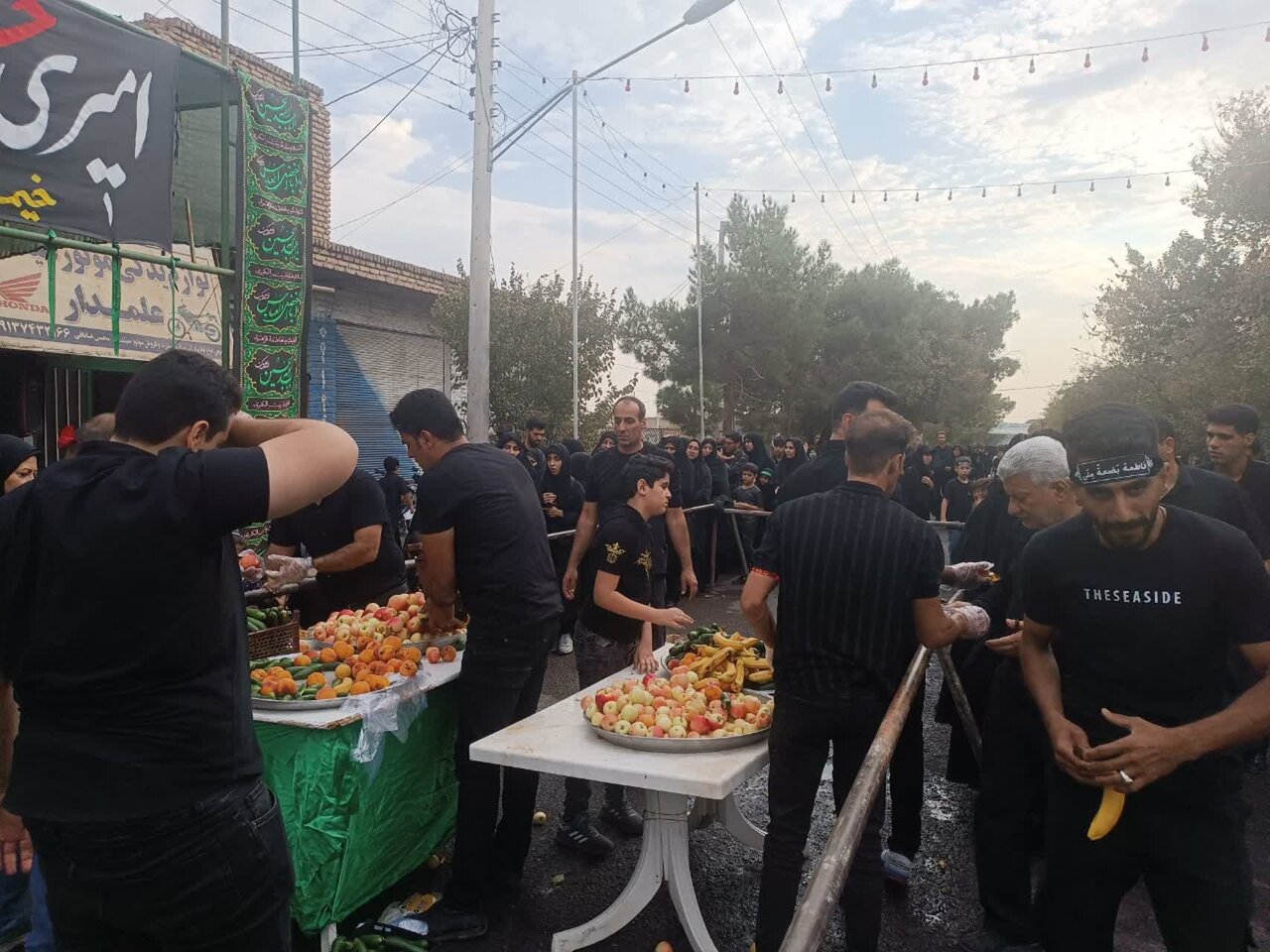 عزاداری دلدادگان اربعین حسینی در اردستان