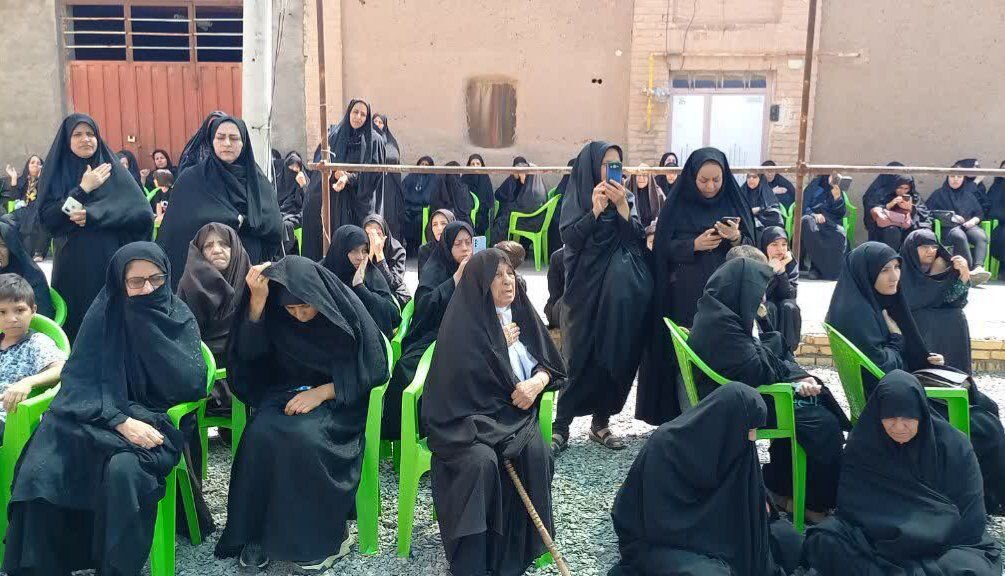 عزاداری دلدادگان اربعین حسینی در اردستان