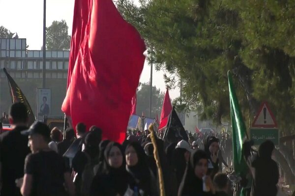 دمشق میں روضہ حضرت رقیہ سے حضرت زینب (سلام اللہ علیہما) کے حرم تک اربعین مارچ 