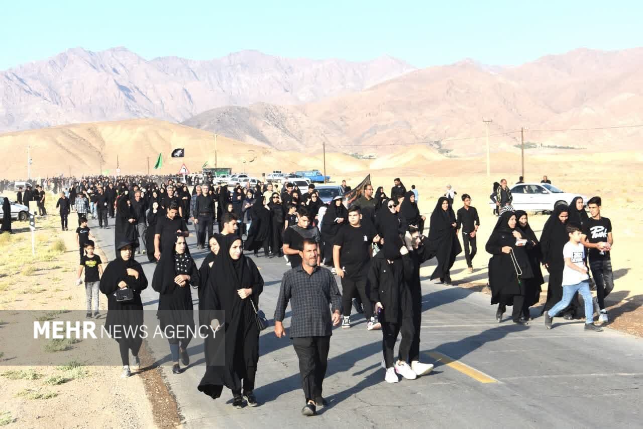 همایش جاماندگان اربعین در بهاباد برگزار شد