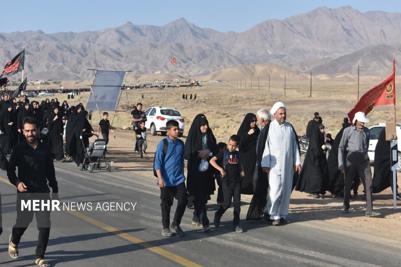 همایش جاماندگان اربعین در بهاباد برگزار شد