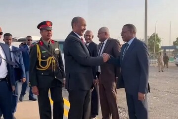 رئیس شورای حاکمیتی سودان وارد قطر شد