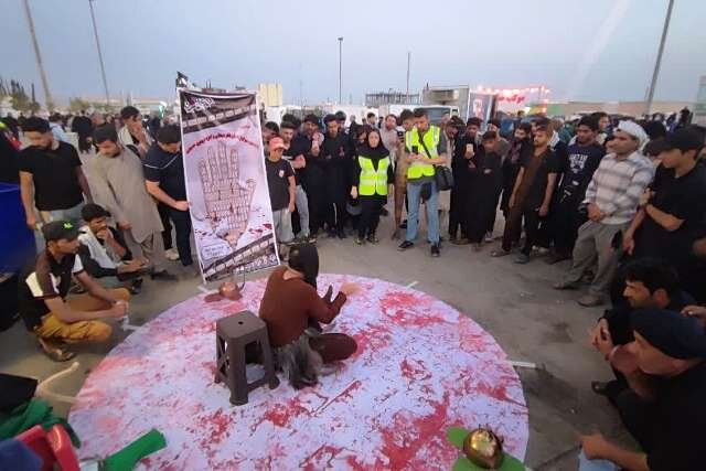 اجرای نمایش خیابانی «خون نامه» در مرز چذابه