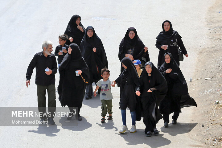 راهپیمایی جاماندگان اربعین در اردبیل