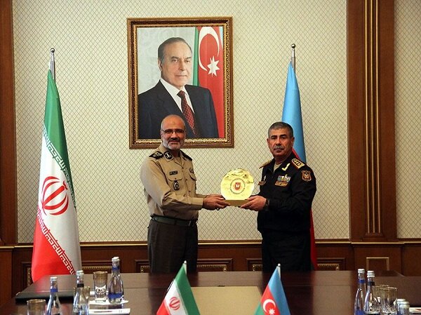 İran askeri heyeti Azerbaycan'da