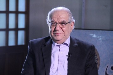 اعوانی: علوم بدون فلسفه عمق ندارد که متأسفانه در ایران به آن چندان توجه نمی‌شود