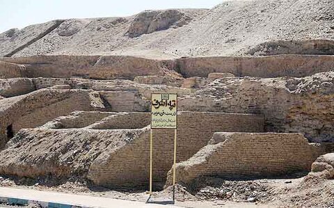 تپه اشرف در پرتگاه فراموشی/ شناسنامه باستانی اصفهان نابود شد