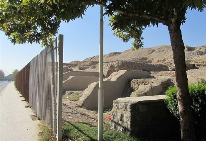 تپه اشرف در پرتگاه فراموشی / شناسنامه باستانی اصفهان نابود شد 4