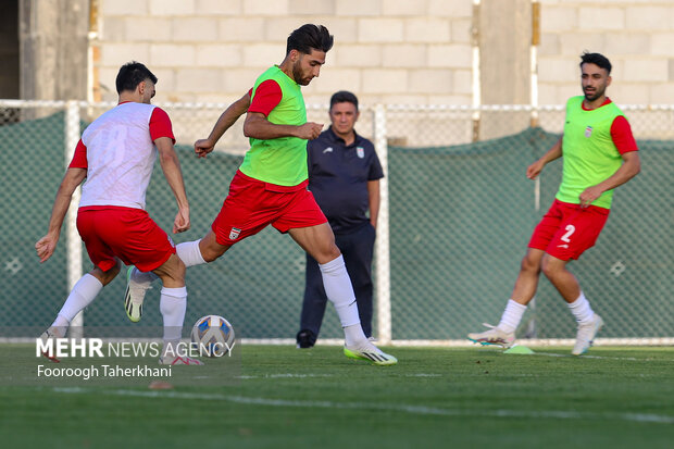 علیرضا جهان بخش در سومین جلسه تمرین تیم ملی فوتبال ایران برای برگزاری دیدار دوستانه برابر تیم‌آنگولا حضور دارد