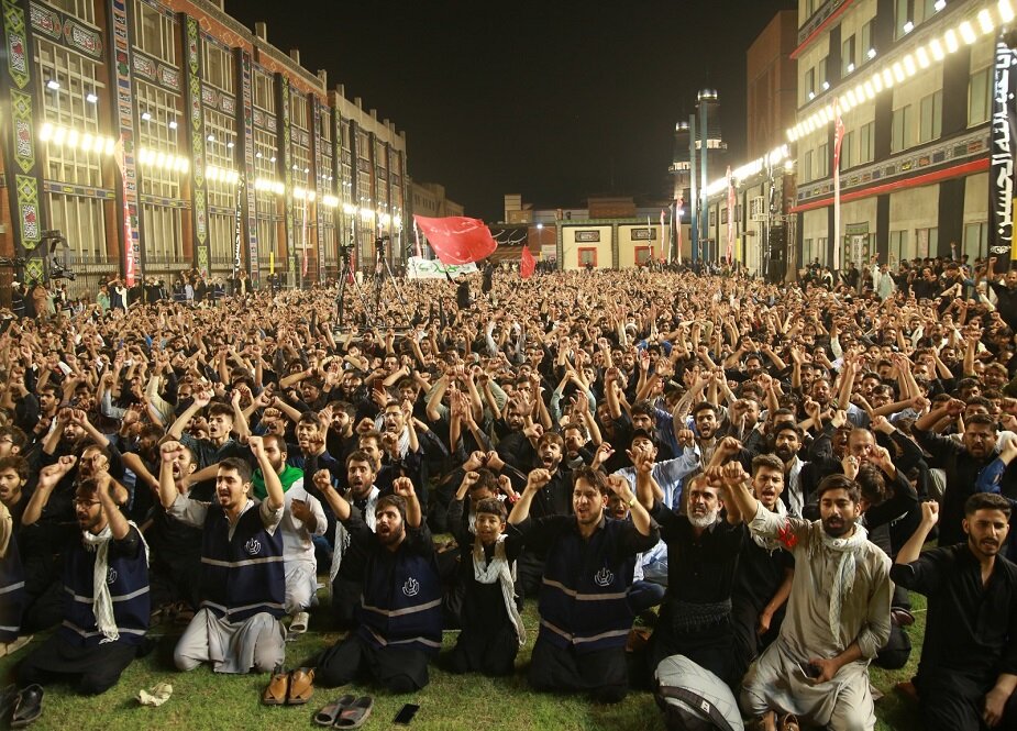 جامعہ عروۃ الوثقیٰ لاہور میں ’’یزیدیت شکن اربعین حسینی‘‘ کا انعقاد، ہزاروں افراد کی شرکت