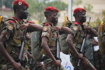 ۱۲ نظامی نیجر در حمله شبه‌نظامیان مسلح کشته شدند