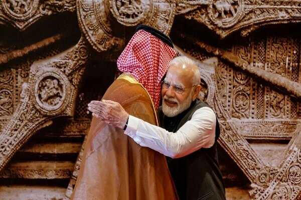 آغاز سفر رسمی ولیعهد سعودی به هند+ فیلم