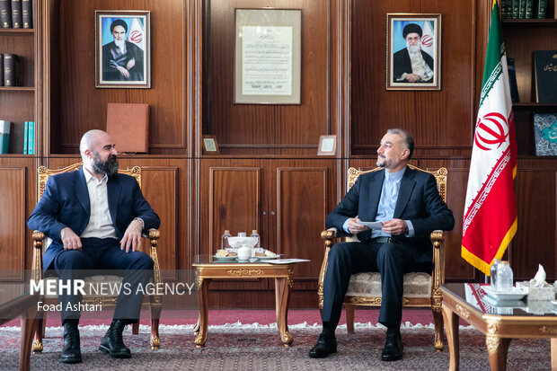دیدار رئیس حزب اتحادیه میهنی کردستان عراق با وزیر امور خارجه