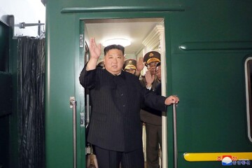 «دژ متحرک»؛ قطار زیتونی و ضدگلوله رهبر کره شمالی با سرعت ۶۰ کیلومتر در ساعت!