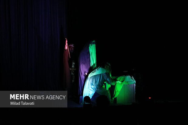 اجرای نمایش آئینی «خاتون کربلا» در فومن