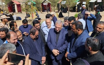 وزیر بهداشت از مواکب و پایگاه اورژانس ورودی مشهد بازدید کرد