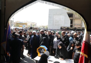 بازدید معاون رئیس‌جمهور از خدمت‌رسانی به زائران در مشهد