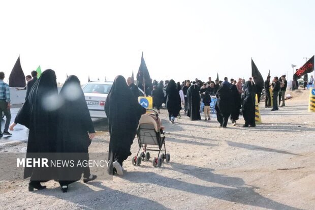 مشهدالرضا(ع)، حسینیه ایران/ خیل عظیم عزاداران در حرم رضوی
