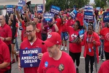 تهدید اتحادیه یونایتد آمریکا به اعتصاب در کارخانه‌های بیشتر