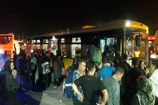 پایتخت معنوی ایران غرق ماتم و عزا/ باز هوای حرمت آرزوست