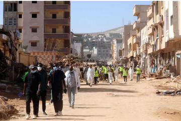 Searchers look for more than 10000 missing in flood-hit Libya