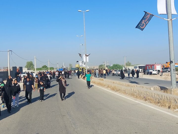 پیادهروی ولایت به طول ۱۰ کیلومتر در دشتستان برگزار شد پیادهروی ولایت به طول ۱۰ کیلومتر در دشتستان برگزار شد