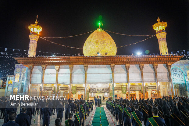 لاله گردانی شب شهادت امام رضا(ع) در شیراز