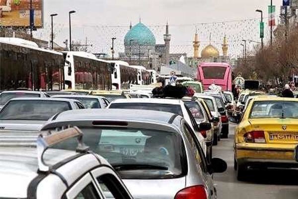 حجم ترافیک در محدوده حرم امام رضا(ع) به شدت سنگین است