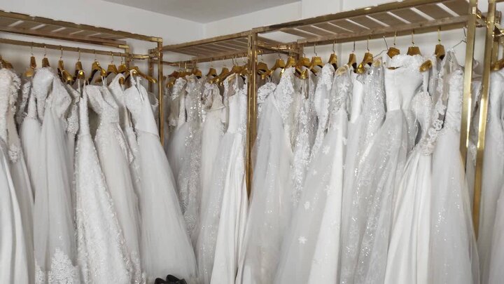 لباس عروست می‌تواند جای بهتری باشد/هرآنچه یک جشن عروسی نیاز دارد!