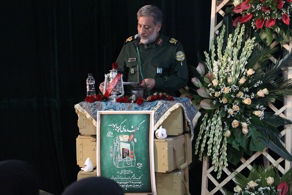 ضعف در الگوسازی شهدا یکی از مشکلات جدی امروز است