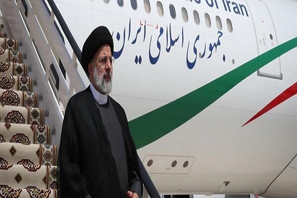 رئيسي لدى وصوله نيويورك: سنوصل صوت الشعب الإيراني الذي بات اقوى من قبل إلى العالم