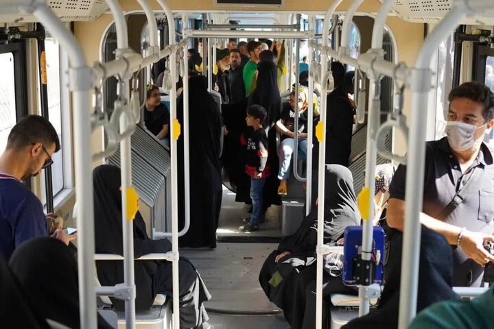 اتوبوسهای بهمن، بهترینها را برای زائران حرم رضوی عرضه میکنند